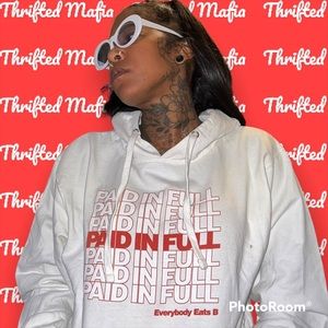 EVERYBODY EATS B hoodie